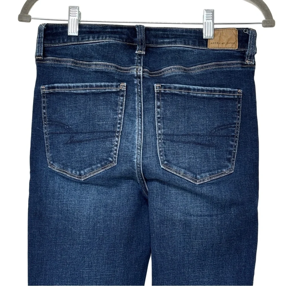 {American Eagle} 